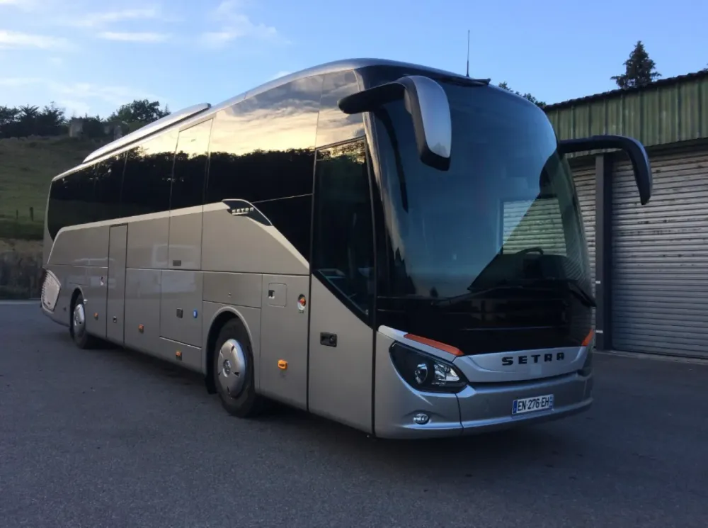 Bus prenium gris