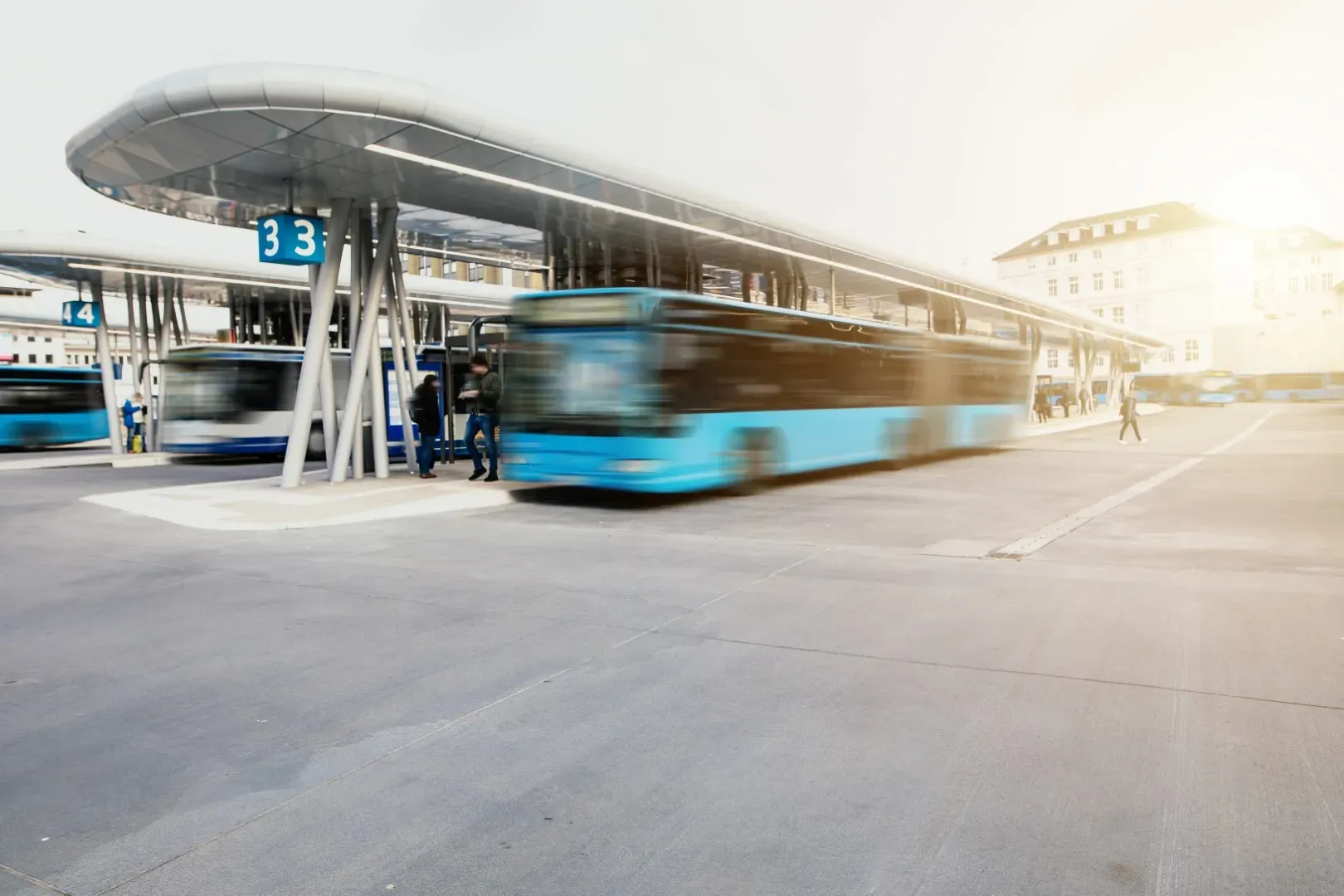 Bus arret gare